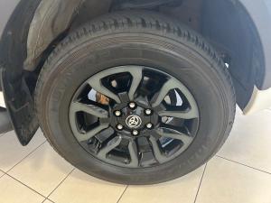 Toyota Hilux 2.8GD-6 double cab 4x4 Legend auto - Image 18
