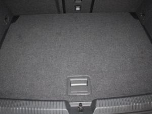 Volkswagen Golf 1.4 TSI R-LINE Tiptronic - Image 8