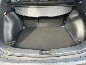 Toyota Corolla Cross 1.8 XI - Image 20