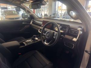 GWM P300 2.4TD LT automatic D/C - Image 9