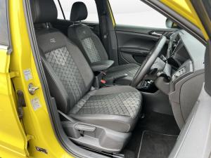 Volkswagen T-Cross 1.0TSI R-Line - Image 14