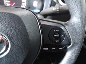 Toyota Corolla Cross 1.8 Xi - Image 11