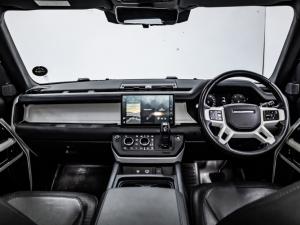 Land Rover Defender 110 D300 X-Dynamic HSE - Image 20