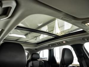 Volvo XC60 B6 AWD Ultimate Dark - Image 25