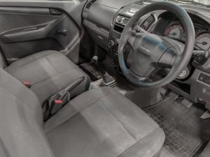 Isuzu D-Max Gen 6 250C single cab Fleetside - Image 6