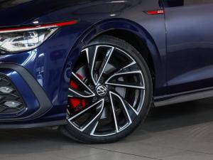 Volkswagen Golf GTI - Image 2