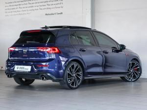 Volkswagen Golf GTI - Image 7