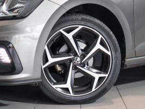Volkswagen Polo hatch 1.0TSI Comfortline auto - Image 5