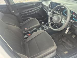 Hyundai i20 1.2 Motion - Image 11