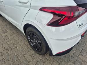 Hyundai i20 1.2 Motion - Image 9