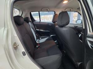 Suzuki Swift hatch 1.2 GL - Image 16
