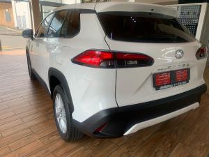 Toyota Corolla Cross 1.8 Xi - Image 11