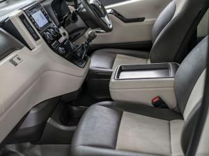 Toyota Quantum 2.8 LWB bus 11-seater GL - Image 23