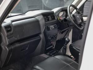 Mahindra Pik Up 2.2CRDe single cab S4 (aircon) - Image 20