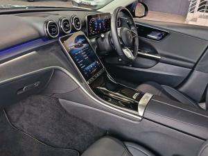 Mercedes-Benz C-Class C220d Avantgarde - Image 13
