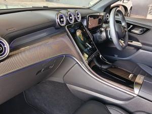 Mercedes-Benz GLC GLC300d coupe 4Matic Avantgarde - Image 11