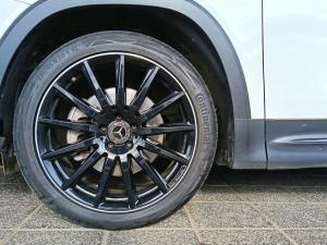 Mercedes-Benz GLB GLB220d 4Matic Progressive - Image 3
