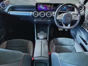 Mercedes-Benz GLB GLB220d 4Matic Progressive - Image 7