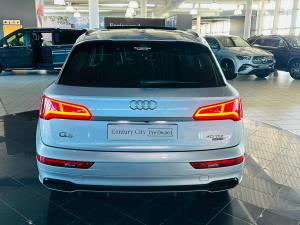 Audi Q5 40TDI quattro sport - Image 12