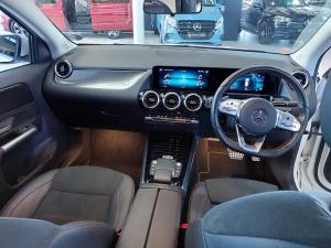 Mercedes-Benz GLA GLA200 Progressive - Image 6