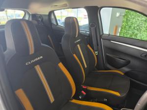 Renault Kwid 1.0 Climber auto - Image 15