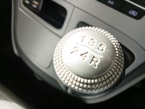 Hyundai H-1 2.4 bus GLS - Image 14