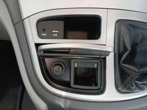 Hyundai H-1 2.4 bus GLS - Image 16