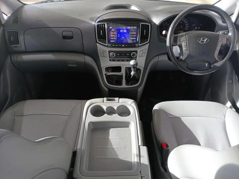 Image Hyundai H-1 2.4 bus GLS