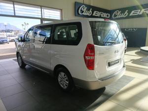 Hyundai H-1 2.4 bus GLS - Image 6