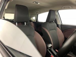 Suzuki Fronx 1.5 GL automatic - Image 8