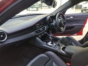 Alfa Romeo Giulia Quadrifoglio - Image 15