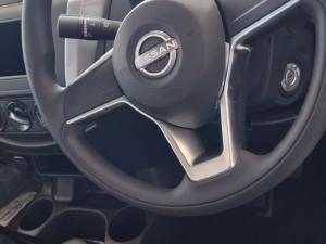 Nissan Navara 2.5DDTi single cab XE - Image 6