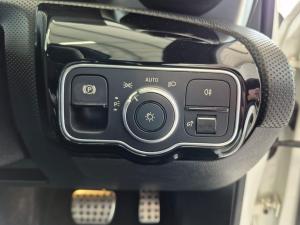 Mercedes-Benz A-Class A200 sedan Progressive - Image 12