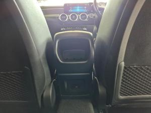 Mercedes-Benz A-Class A200 sedan Progressive - Image 21