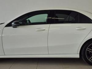 Mercedes-Benz A-Class A200 sedan Progressive - Image 4