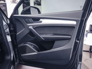 Audi SQ5 TFSI quattro Black Edition - Image 14