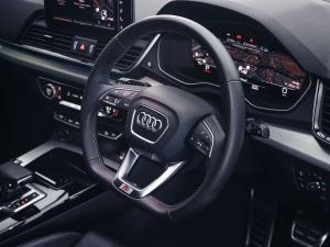 Audi SQ5 TFSI quattro Black Edition - Image 17