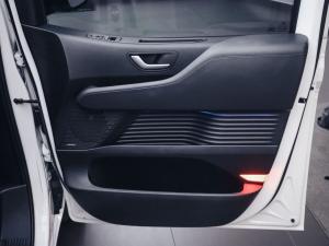Hyundai Staria 2.2D Luxury - Image 15