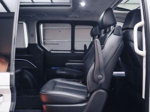 Hyundai Staria 2.2D Luxury - Image 21