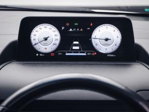Hyundai Staria 2.2D Luxury - Image 26