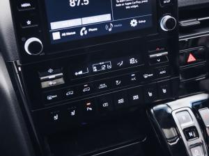 Hyundai Staria 2.2D Luxury - Image 29