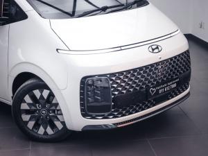 Hyundai Staria 2.2D Luxury - Image 3