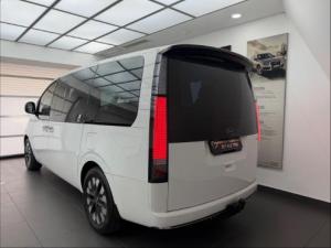 Hyundai Staria 2.2D Luxury - Image 5
