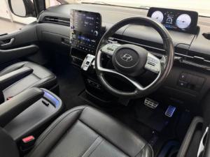 Hyundai Staria 2.2D Luxury - Image 6