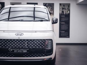 Hyundai Staria 2.2D Luxury - Image 8