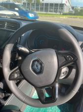 Renault Kwid 1.0 Techno manual - Image 11