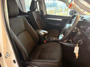Toyota Hilux 2.4GD-6 double cab Raider auto - Image 15