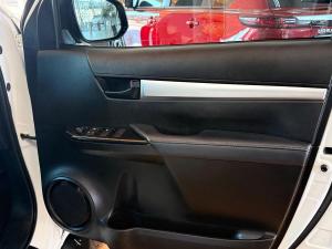 Toyota Hilux 2.4GD-6 double cab Raider auto - Image 26