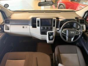 Toyota Quantum 2.8 SLWB panel van - Image 15