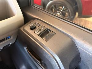 Toyota Quantum 2.8 SLWB panel van - Image 22